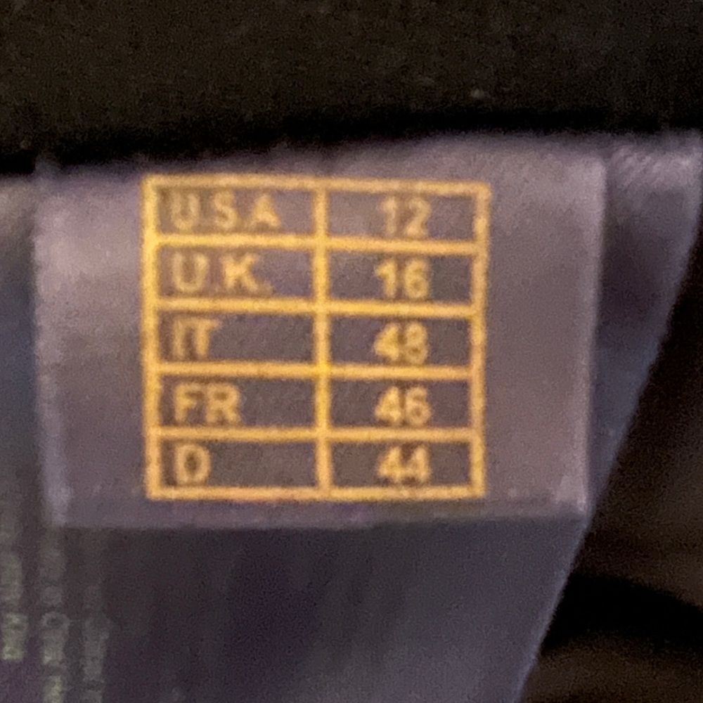Brooks Brothers crepe pleated skirt - Picture 3 of 5
